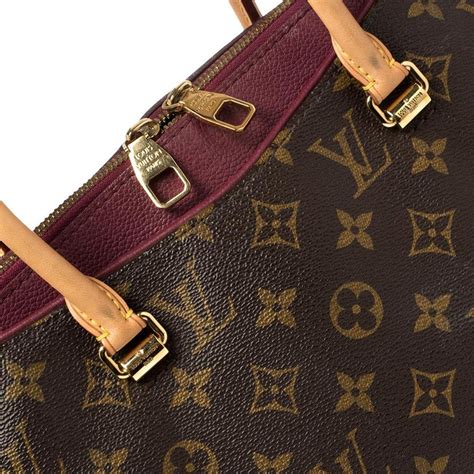 louis vuitton aurore monogram canvas pochette pallas clutch bag|Louis Vuitton Pochette monogram.